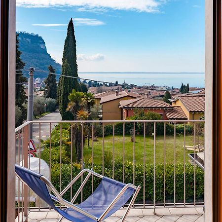 Apartamento Terrazza Di Garda - Regarda Travel Exterior foto