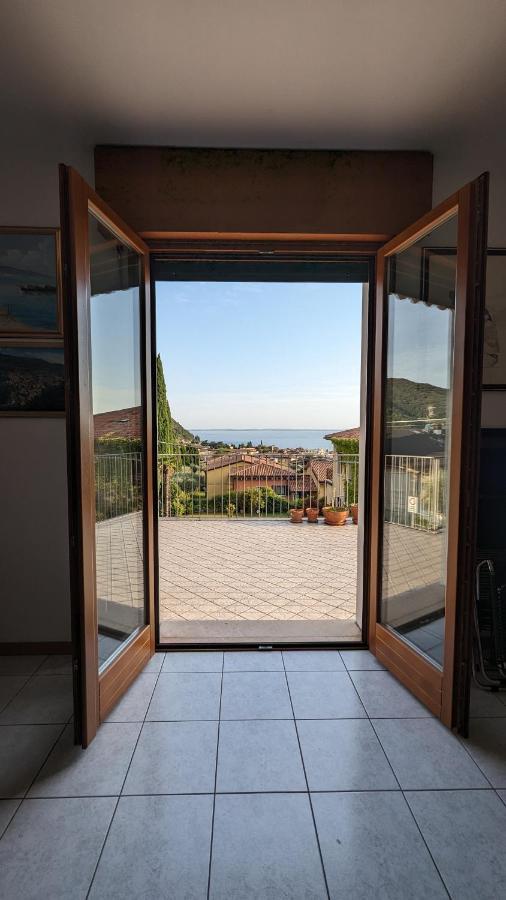 Apartamento Terrazza Di Garda - Regarda Travel Exterior foto